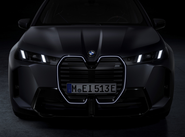 BMW 뉴 iX M70 xDrive. BMW 코리아 제공