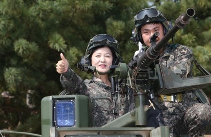추미애, 美 국방부 AI 도입 주목 