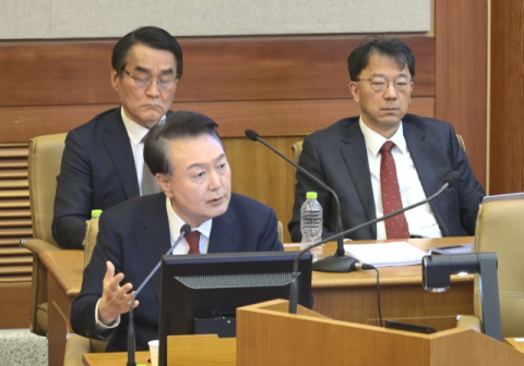 헌재 심리 쟁점 '포고령 1호', 기본권 침해로 가득, 尹 
