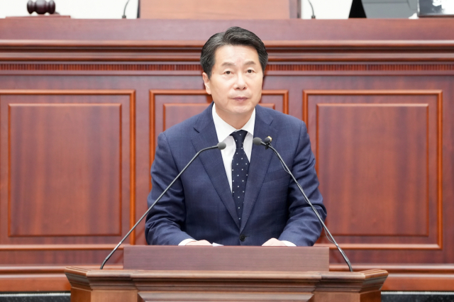 경주시의회 제288회 임시회에서 김동해 시의원은 5분 자유발언을 하고 있다.