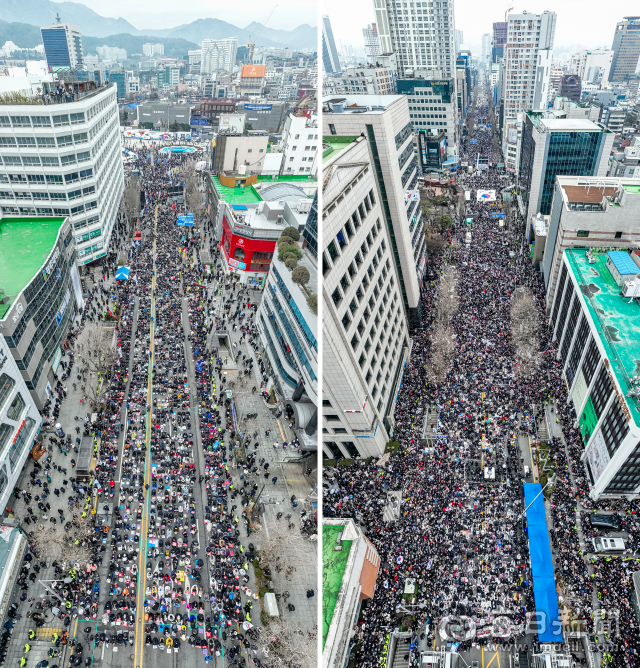 15일 오후 민주화의 성지로 불리는 광주 금남로에서 윤석열 대통령 탄핵 찬성과 반대 집회가 동시에 열렸다. 경찰이 도로 한복판에 세운 차 벽을 사이에 두고 금남로3가(사진 위쪽)에서는 1만 여명(주최측 추산)이 보수 성향 기독교단체 세이브코리아가 개최한 