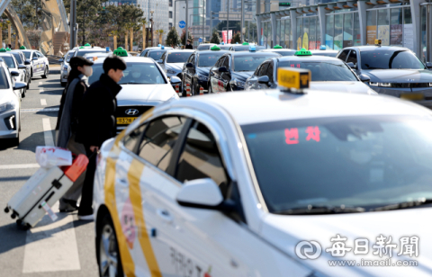 대구 택시 '강제휴무제' 갈등 격화…개인 