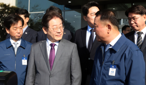민주 '중도·보수' 논란 일파만파…김부겸 등 내부 반발에 여권도 비판