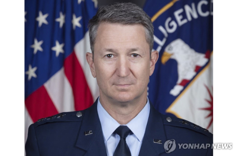트럼프 충성파 합참의장 지명… 군수뇌부 물갈이 시작