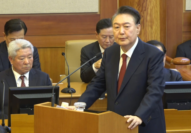 윤석열 대통령이 지난 2월 25일 서울 종로구 헌법재판소에서 열린 윤 대통령 탄핵심판 11차 변론에서 최종 의견 진술을 하고 있다. 연합뉴스