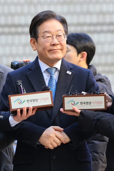 이재명, 선거법 2심 결심공판 출석…