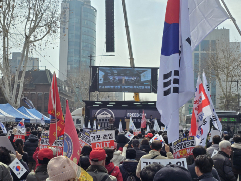 '3·1절 尹 탄핵 반대 집회' 대학생부터 나서…거리행진 후 광화문·여의도로