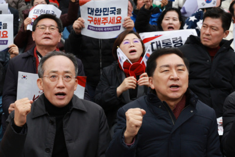 3·1절 탄핵 두고 분열된 정치권, 與 