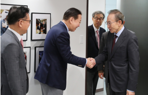탄핵 정국 속 MB 찾는 與 잠룡들…대권 행보 본격 시동거나