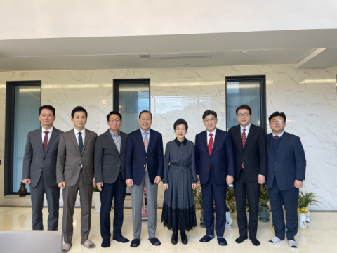 박상수, 박근혜 만난 친윤에 