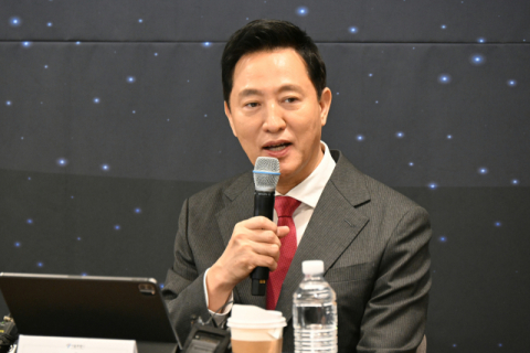 오세훈, 헌재 앞 민주당 등 야당 천막 