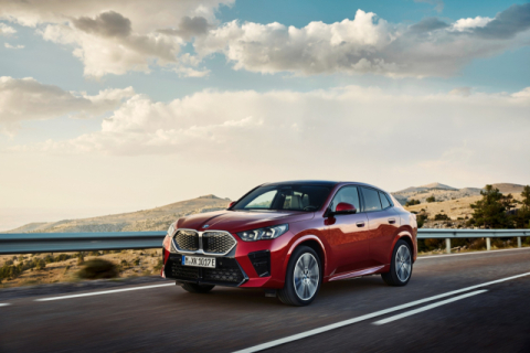 BMW '뉴 iX2 eDrive20' 출시…1회 충전 주행거리 350㎞
