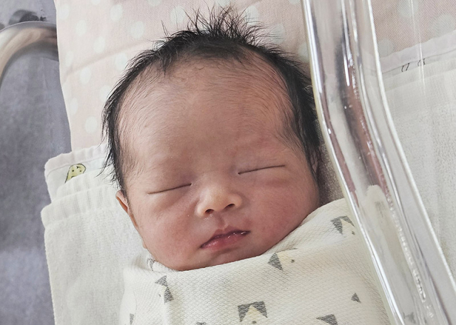 박지민아가
