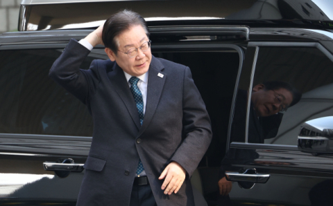 檢·李 신경전, 대장동 사건 새 재판부 '다음 달까지 갱신절차'