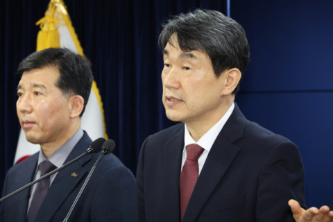 교육부, 전국 의대에 '집단휴학 불가' 방침 공문