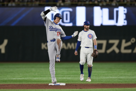 '디펜딩 챔피언' 다저스, MLB 도쿄 개막전 축포…오타니는 멀티히트