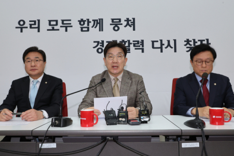 與, 이재명 '몸조심' 발언에…