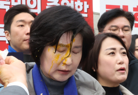 윤상현 