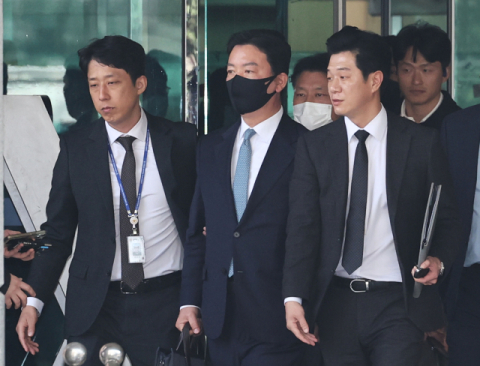 김성훈 경호처 차장, 이광우 본부장 구속영장 기각