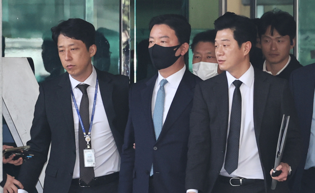 김성훈 경호차장·이광우 경호본부장 구속영장 기각