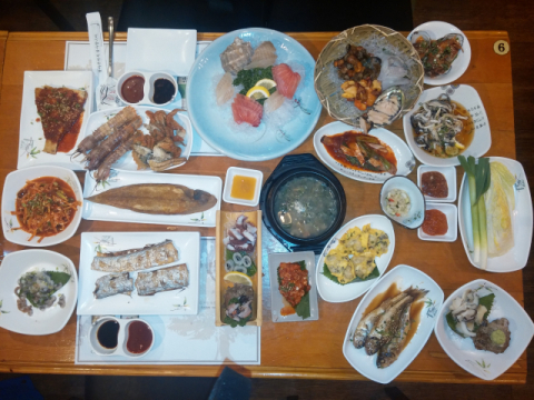 [문화식객 이춘호의 미각기행] <33>팔도 별미 술판 이야기