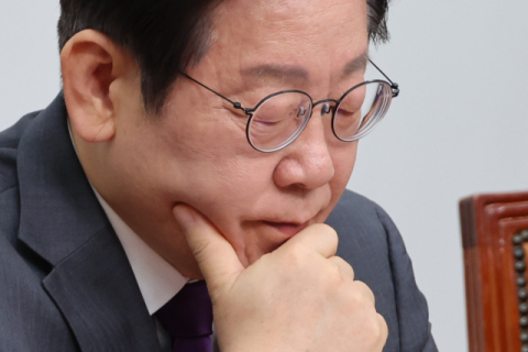 이재명, 과태료 300만원 낸다…'대장동 재판' 증인 또 불출석