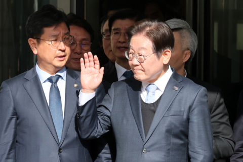 이재명 2심 '무죄'…與 