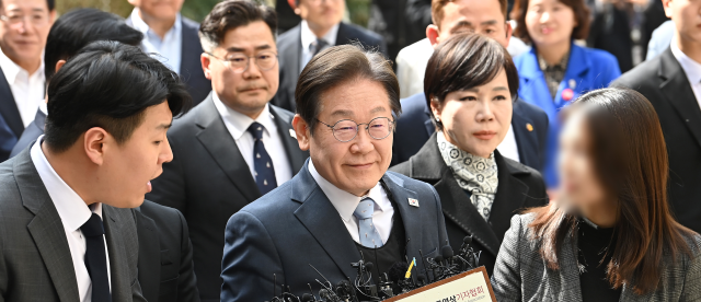 이재명 공직선거법 위반 2심 '무죄'…1심 뒤집혔다