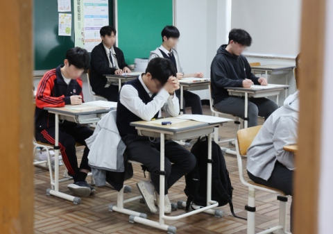 고3 학평, 국어·수학은 작년 수능과 비슷…영어는 까다로웠다