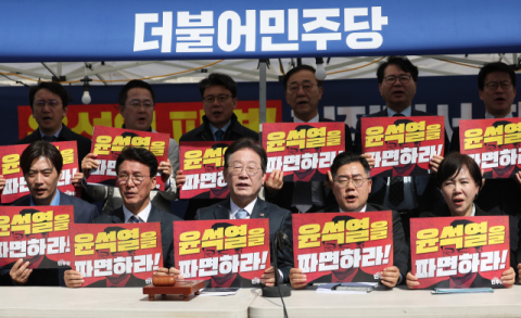 민주, 尹 선고 촉구 철야농성 검토…