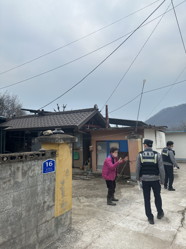 산불 피해지역 특별 범죄예방 순찰 활동. 경북경찰청 제공.