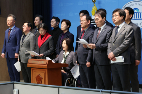 與, 민주당 '줄탄핵' 예고에…