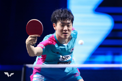 '탁구 천재' 오준성, WTT 첸나이 단식 우승…신유빈은 혼복 제패