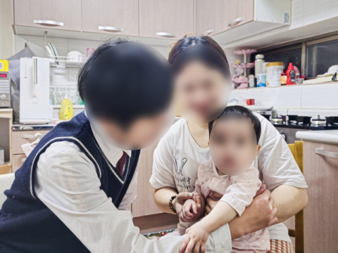 [이웃사랑]한국어 서툰 어머니, 어린 동생…어깨 무거운 소년 가장