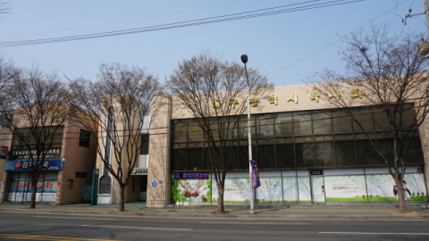 대구시약사회, 경북 산불 피해 주민 위해 2천만원 상당 의류 기부