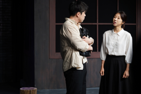 시대·국경 넘는 사랑, 라이브 연주와 돌아온 '북성로 이층집'