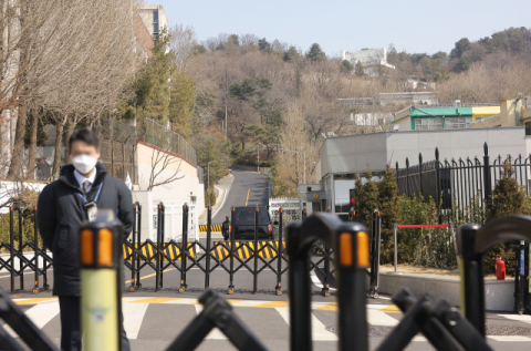 尹대통령 측 차분한 분위기 속 헌재 움직임 예의 주시