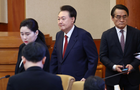 20년간 대통령 탄핵소추 3차례…