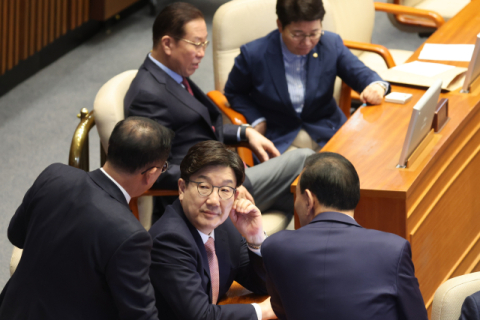 尹 선고 D-1, 막판 여론 결집하는 여야…