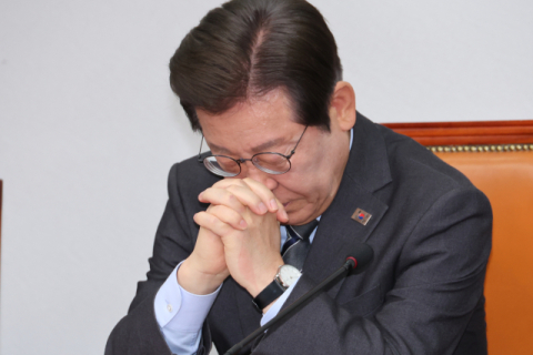 이재명 '대북송금 뇌물사건' 재판…4개월 만에 재개