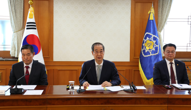 한덕수 대통령 권한대행 국무총리가 4일 정부서울청사에서 열린 국가안전보장회의(NSC)에서 발언하고 있다. 연합뉴스