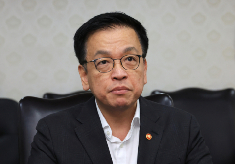 최상목 '10조원 규모 추경안' 예고…통상 대응·AI 경쟁력 강화·소상공인 지원 