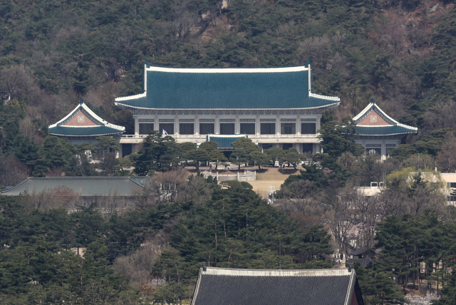 6일 서울 프레스센터에서 바라본 청와대 모습. 연합뉴스