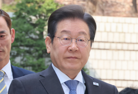 이재명, '어대명' 굳히기?…김영록 전남지사 출마 포기 등 사실상 '원톱'