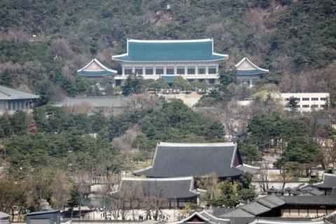민주당 행정수도 이전 다시 추진…충청권 표심 공략 전략?