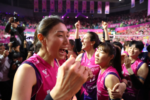 김연경, 18년 만의 통합 MVP 예약…챔프전 이어 정규리그도 유력