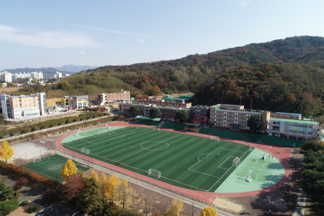 경북 김천에 있는 성의중·고등학교 전경. 성의중·고 제공