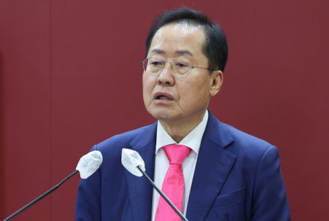 홍준표, 시장직 사임 
