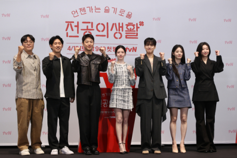 의정갈등 속 공개되는 '슬기로울 전공의생활'…