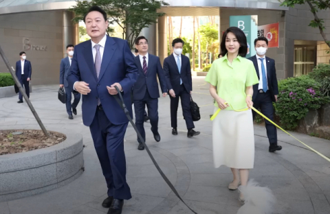 檢, 尹 전 대통령 부부 공천개입 의혹 관련 전 포항시장 예비후보 조사